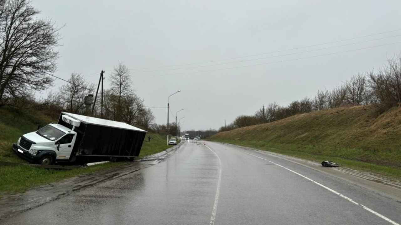 Вечером на трассе «Орёл — Брянск» произошло ДТП с участием трёх машин