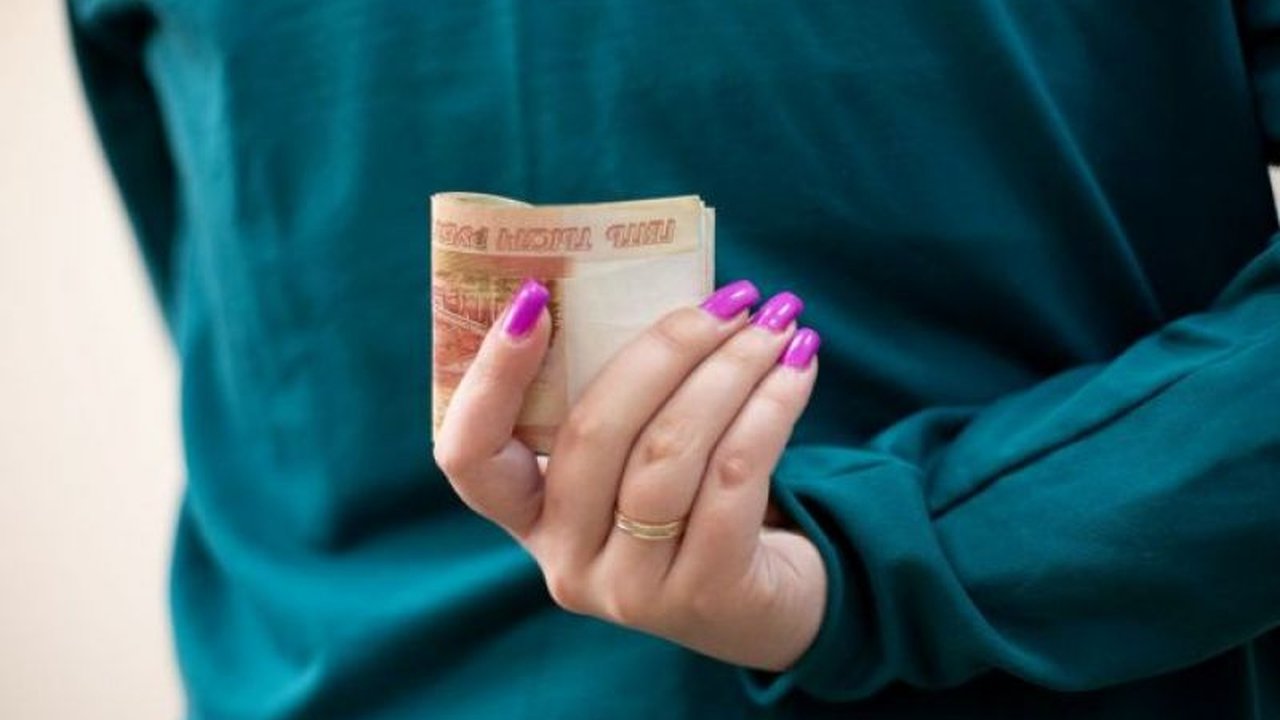 Орловчанка задолжала алименты: суд назначил принудительные работы с удержанием 10% в доход государства