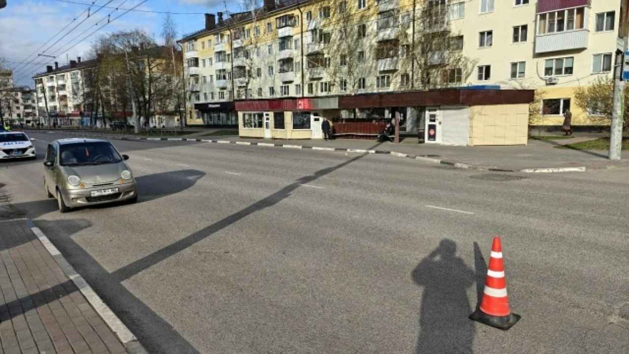 Пенсионерка попала под машину, переходя дорогу не по переходу на Октябрьской