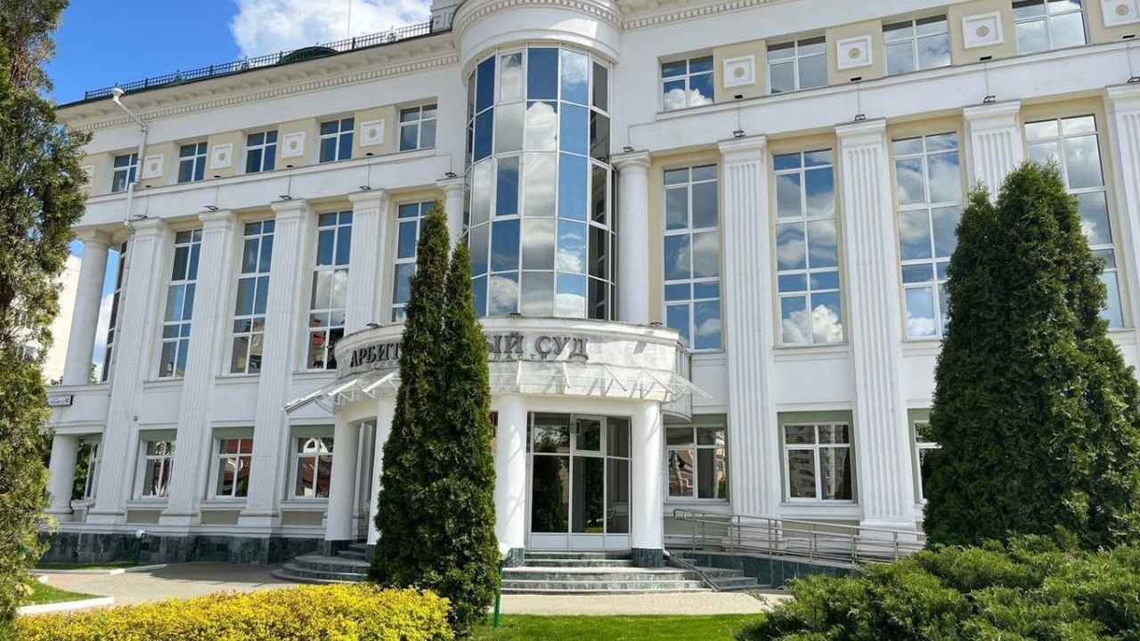 С орловской спецавтобазы взыскали долг за 137 тысяч луковиц тюльпанов