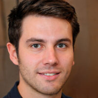 Роман Беляев